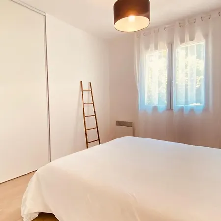 Holiday home Cozy House With Garden In