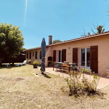 Holiday home Cozy House With Garden In La Teste-de-Buch